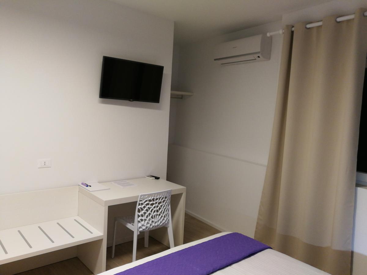 Suite Color Верона Екстериор снимка