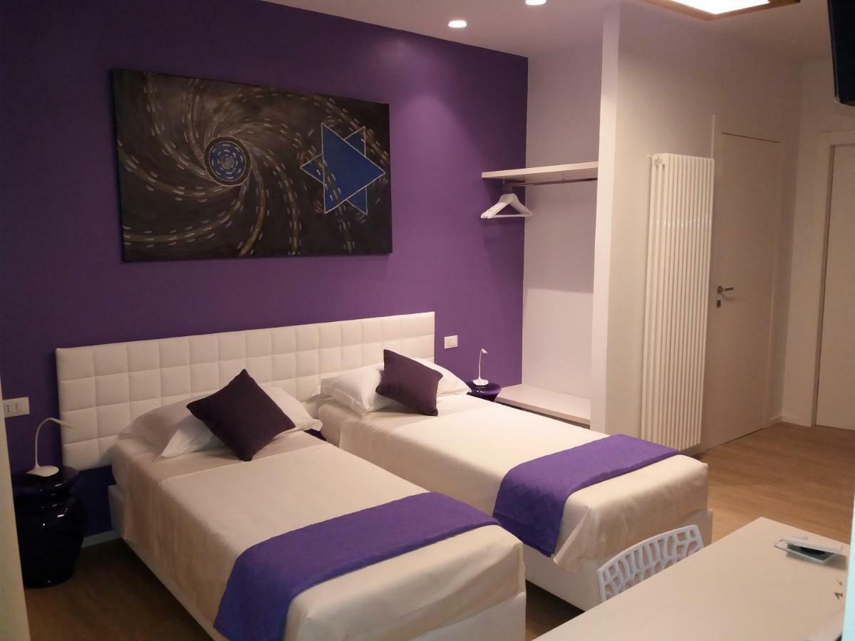 Suite Color Верона Екстериор снимка